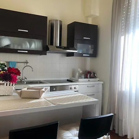 La Casetta Del Viale Apartment *